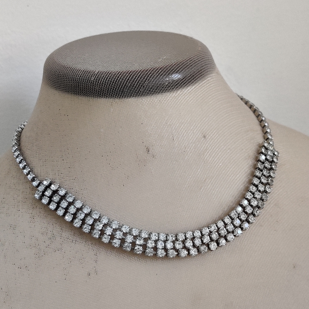 Elegant Diamante Ice Clear Crystals Chocker  Necklace
